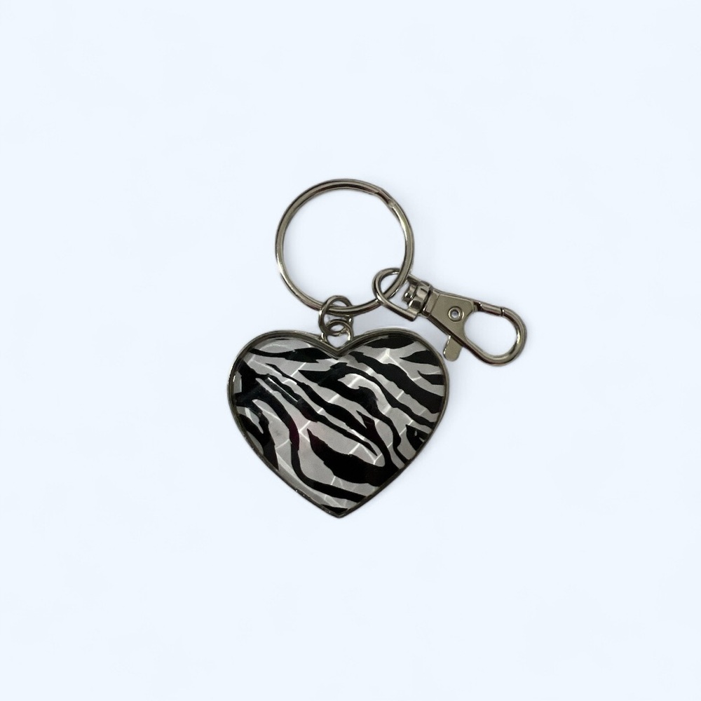 ZEBRA PRINT HEART KEYCHAIN 2PD1-42